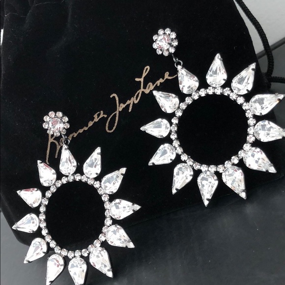 GUNMETAL CRYSTAL OPEN CIRCLE DANGLING EARRINGS - Picture 5 of 16